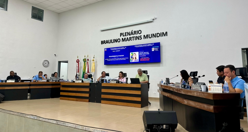Câmara de Monte Carmelo terá concurso público com 8 vagas e salários de até R$ 4.492,17