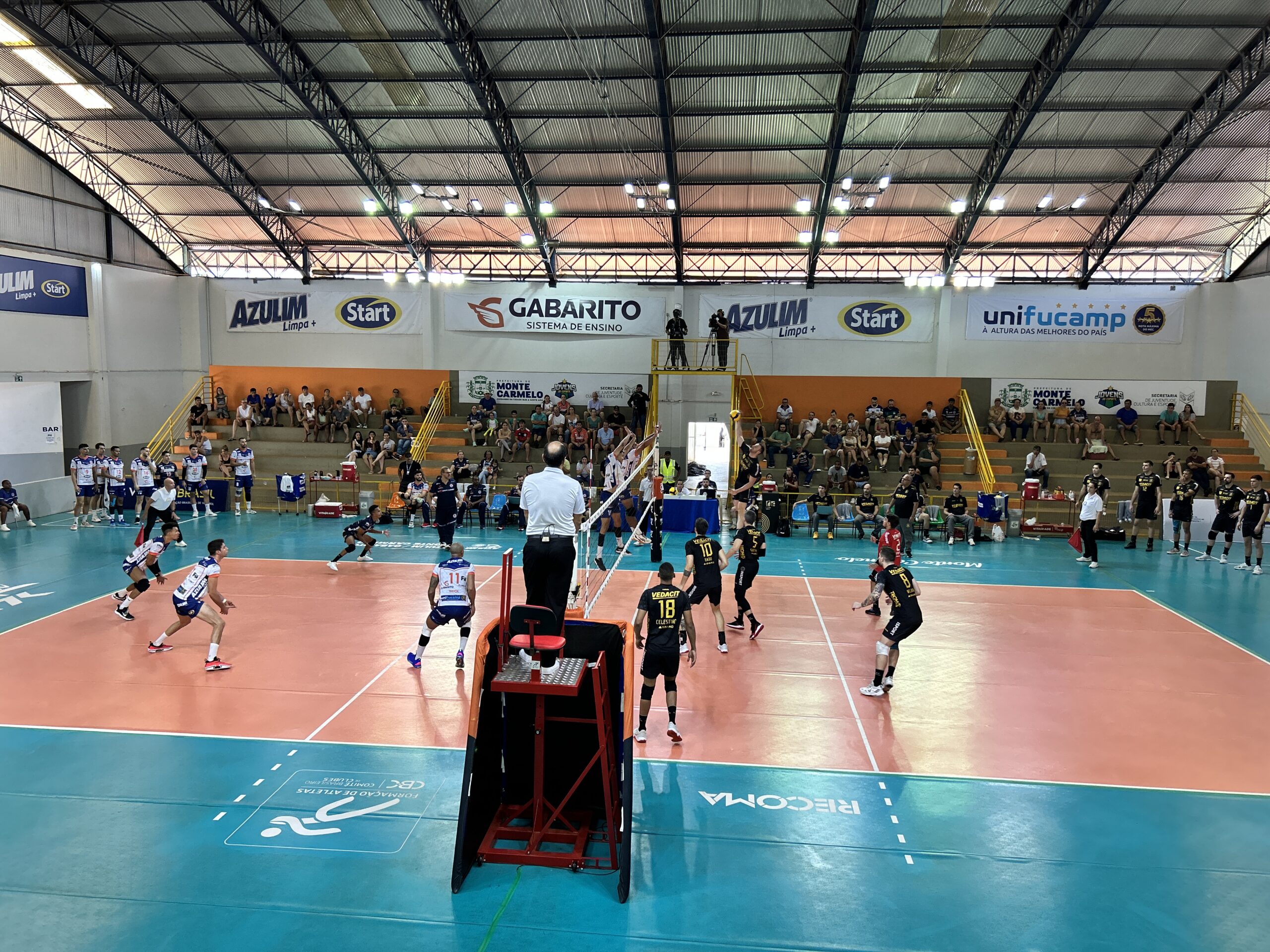 Campeonato Mineiro de Vôlei começa nesta sexta-feira (5), com três times da região