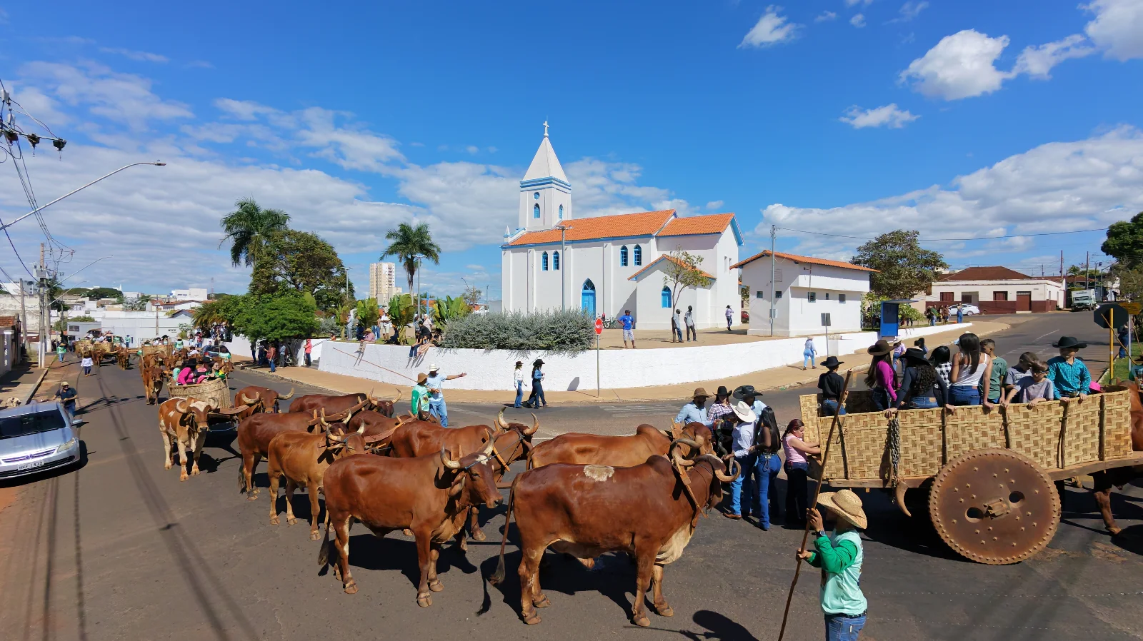 Cavalgada mantém tradição viva e abre a programação da Expomonte 2026