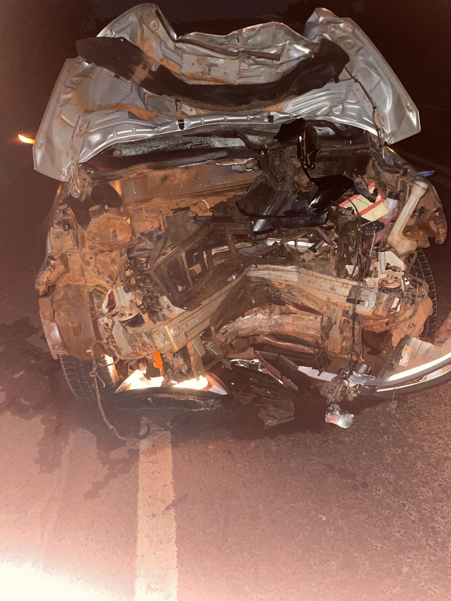 Colisão frontal deixa motociclista morto na MG-190, em Monte Carmelo