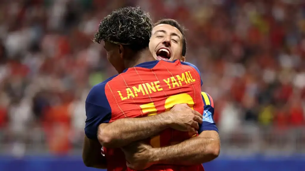 Espanha e Portugal, EUA e Bélgica jogam hoje pelas oitavas da Copa