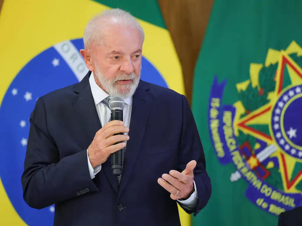 Governo Lula entrega projeto de isenção de IR para quem ganha até R$ 5 mil