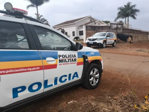 Homem mata companheira a facadas durante confraternização em chácara de Patos de Minas
