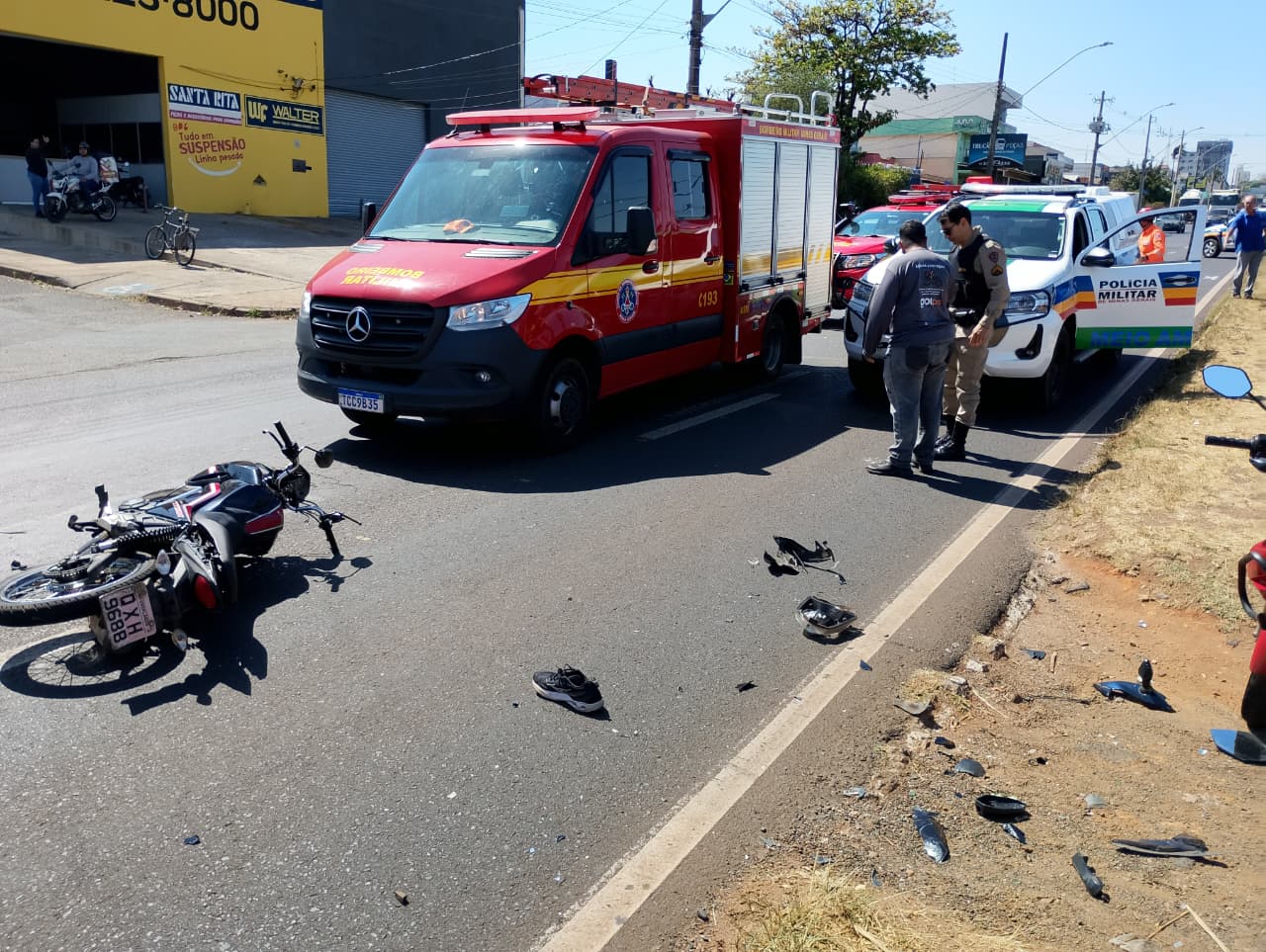 Motociclista morre após colisão com carro em Uberlândia