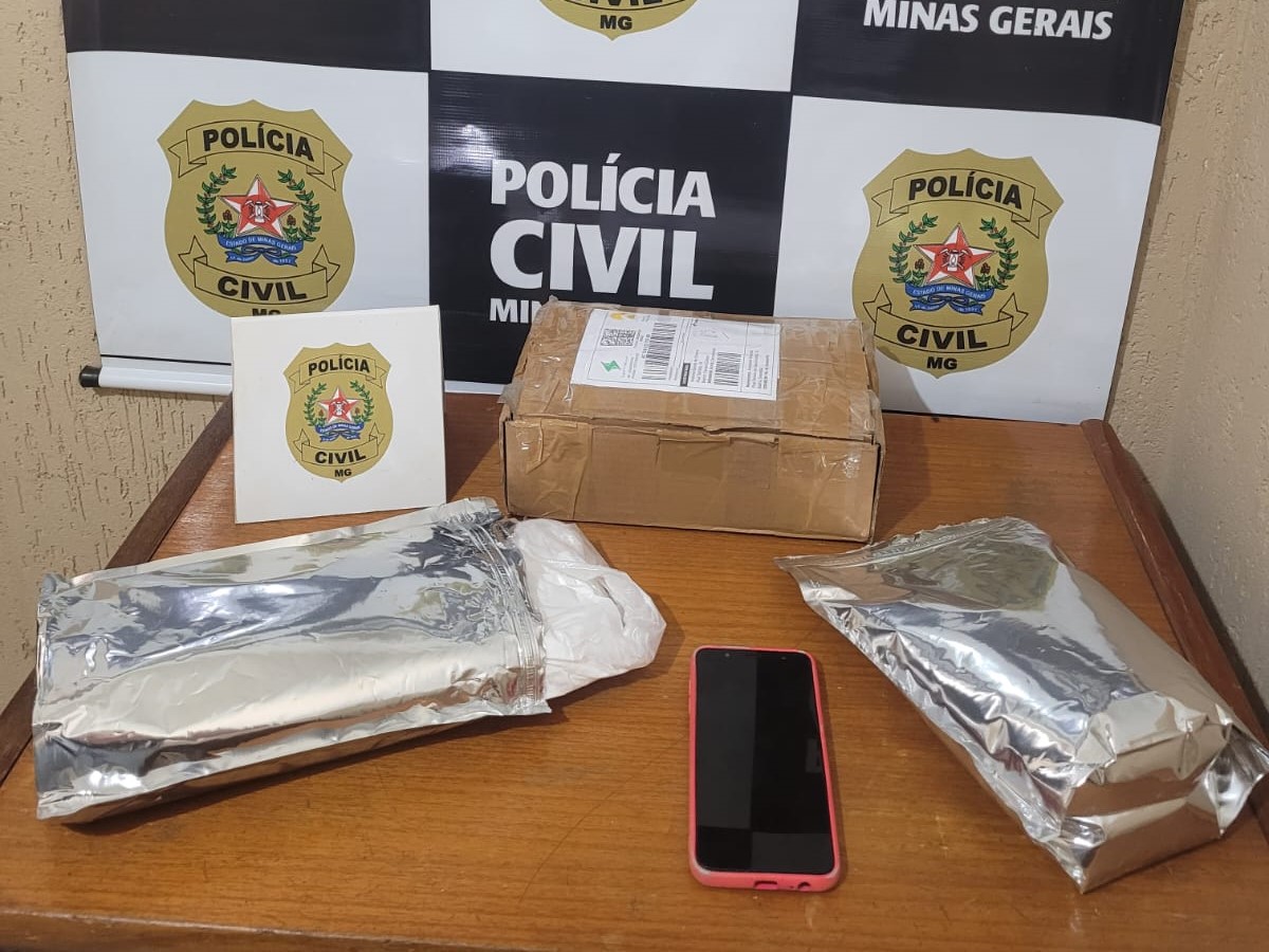 Mulher é presa em Monte Carmelo ao receber droga enviada por transportadora