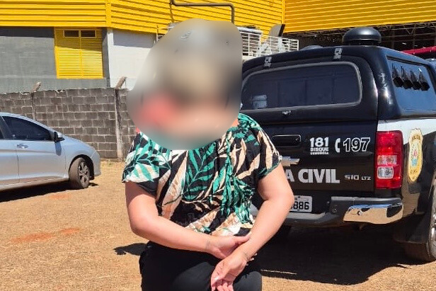 Mulher é presa em Uberlândia suspeita de integrar quadrilha que usava IA para aplicar golpes