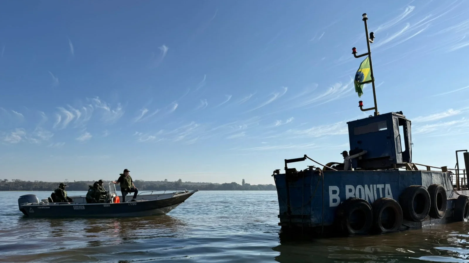 PF investiga extração ilegal de areia na Represa de Volta Grande, em Uberaba