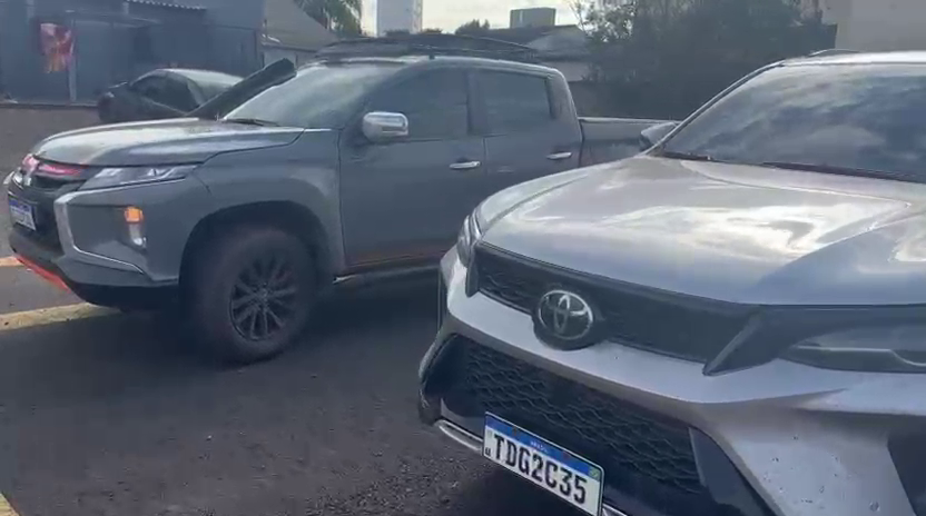 Polícia faz operação em Ituiutaba contra quadrilha que aplicou golpes em compradores de carros de luxo