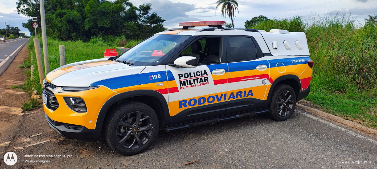 Polícia prende foragido da justiça e motorista com documento falso na MG-190