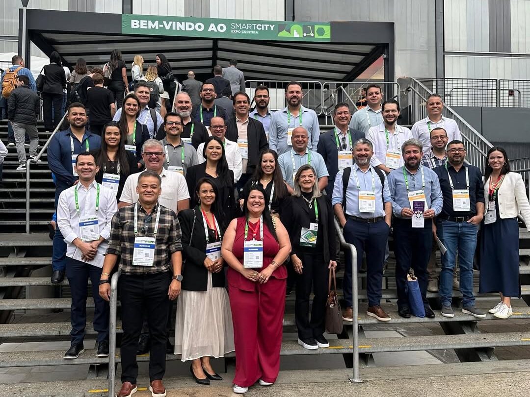 Prefeitos da região participam do maior evento de cidades inteligentes do Brasil