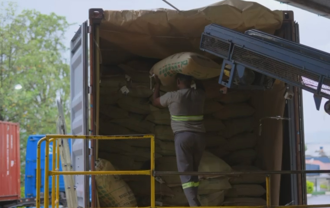 Produtoras de Monte Carmelo exportam cafés para o Reino Unido