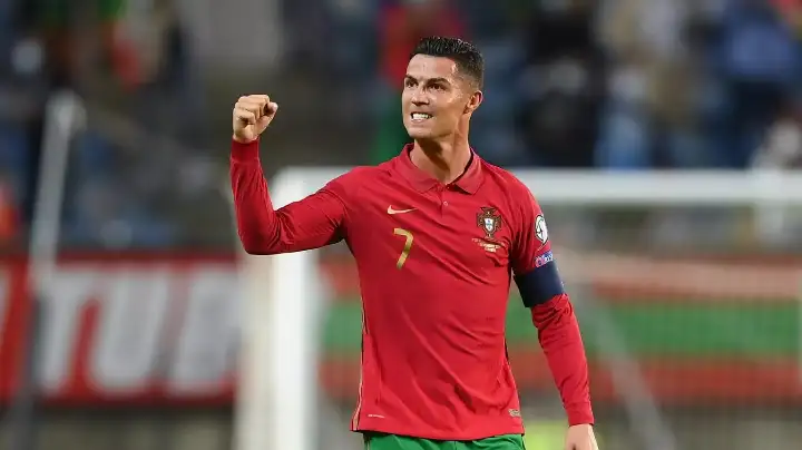 cristiano ronaldo comemora gol