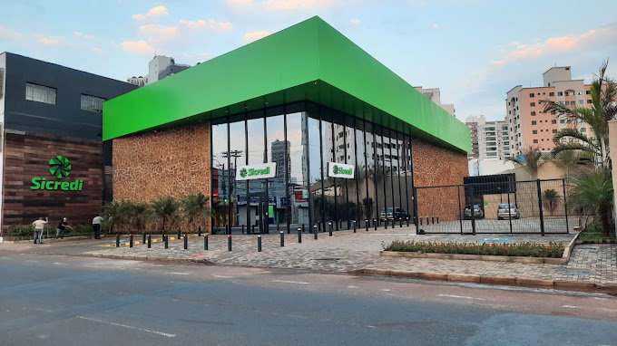 Sicredi tem vagas de emprego em Indianópolis, Patos de Minas e Uberlândia
