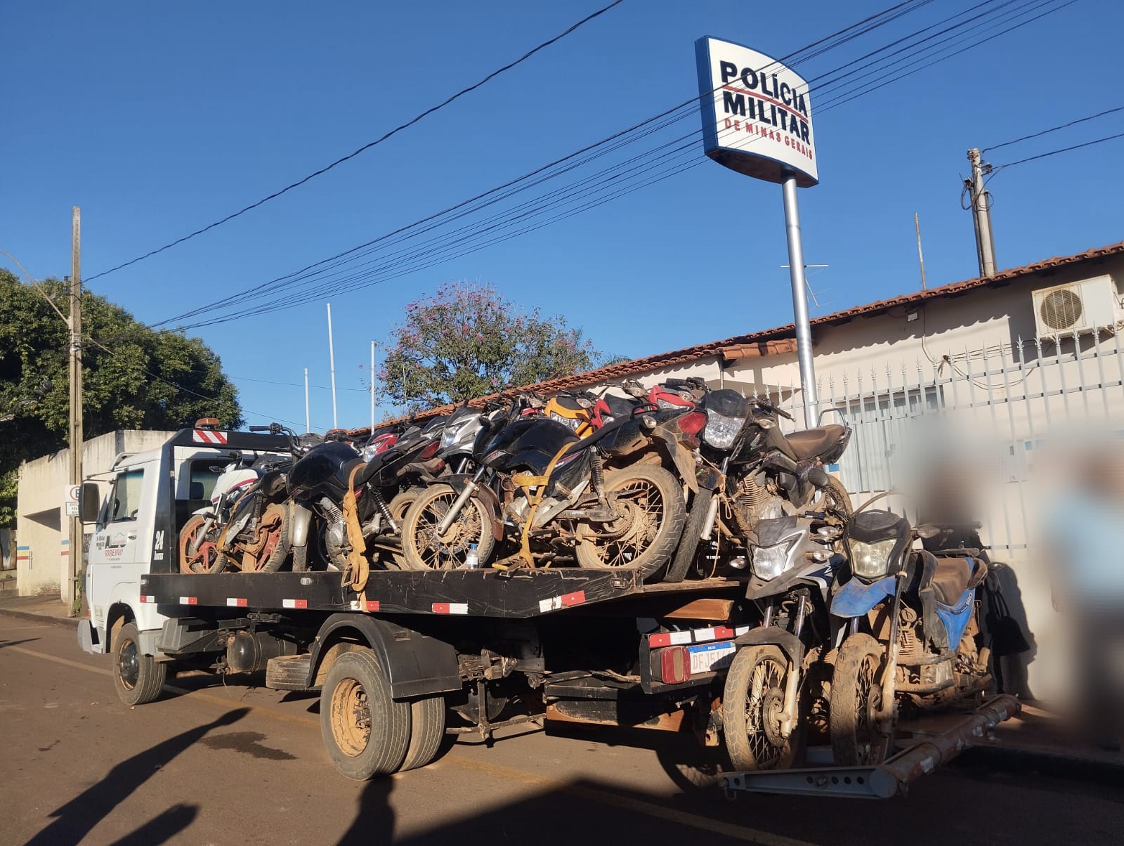Sobe para 43 o número de motos recuperadas em Monte Carmelo após quadrilha ser desarticulada