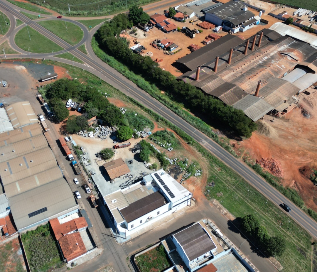 Trecho da MG-190 em Monte Carmelo é municipalizado e abre caminho para obras de urbanização